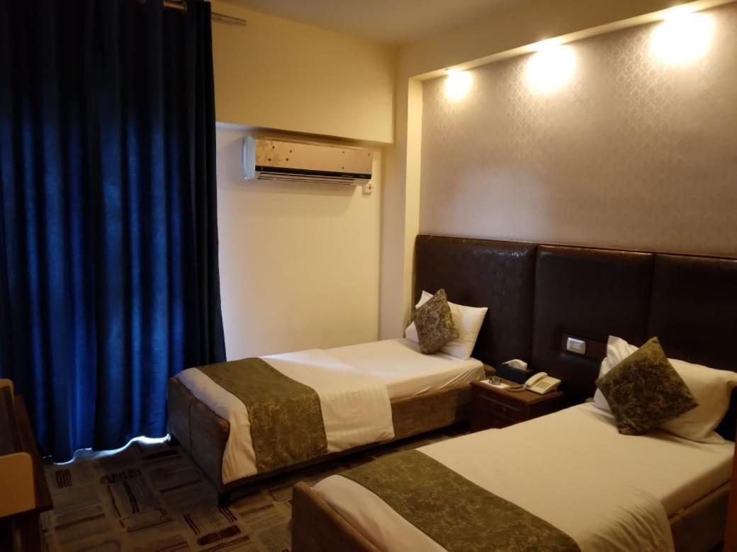 Masbah Plaza Hotel Багдад Екстер'єр фото